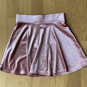 Forever 21 pretty pink ballet skirt. Size S.